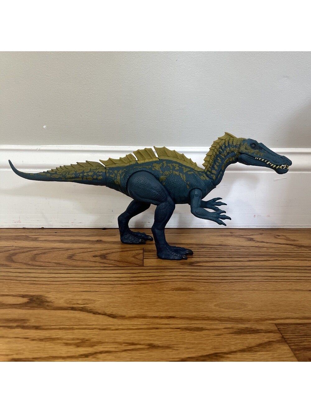 2018 Jurassic World Fallen Kingdom Suchomimus Action Attack Dinosaur Mattel Park